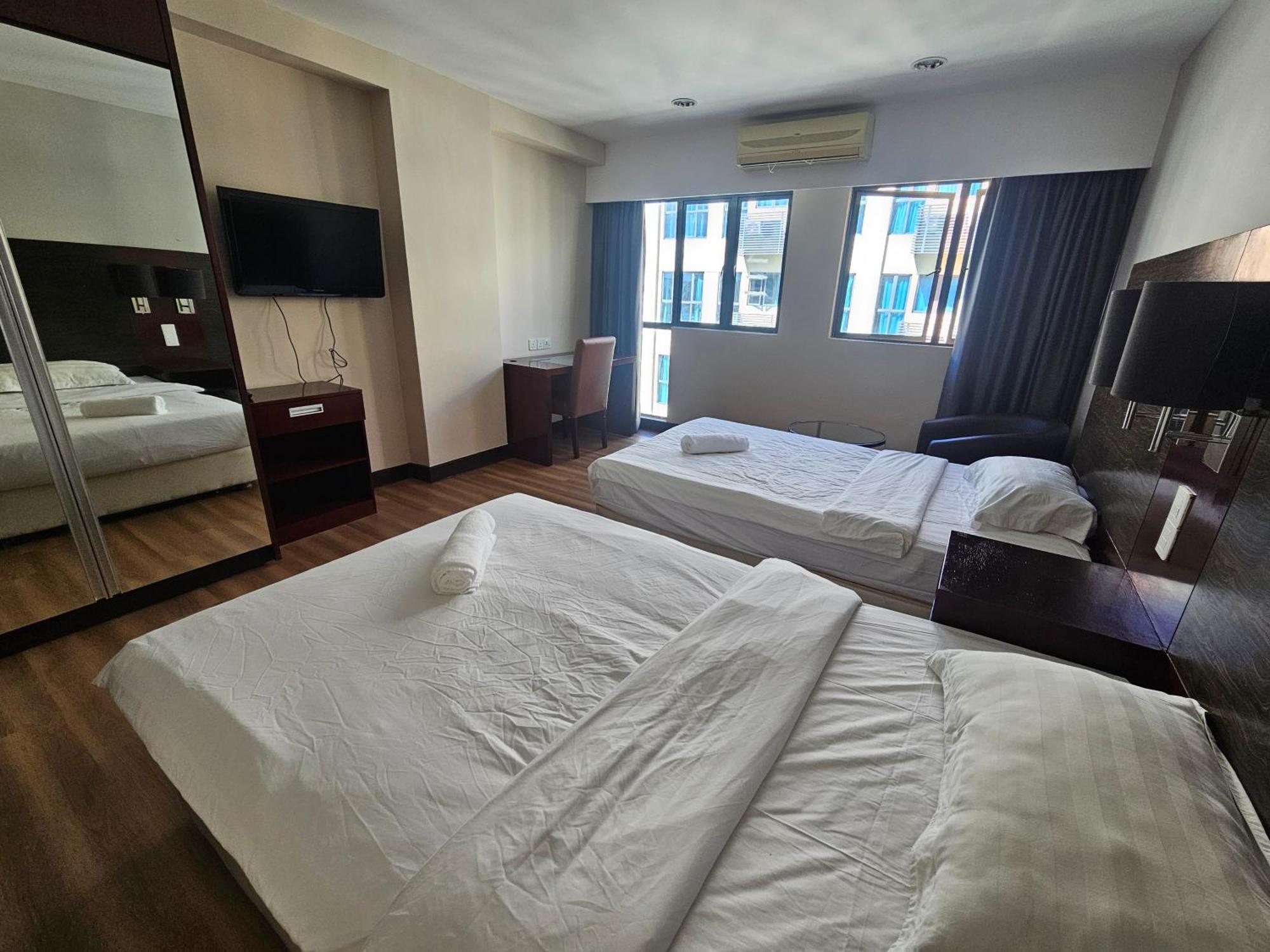 Kota Kinabalu City Ensuite At Scsp Ming Garden Exterior photo